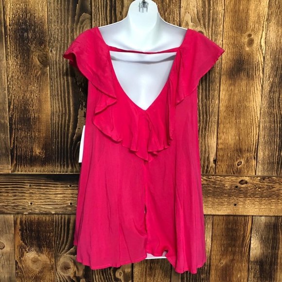 BCBG NWT Low Split Back Ruffle Flutter Sleeve Top Pink Sz Large - Picture 3 of 9